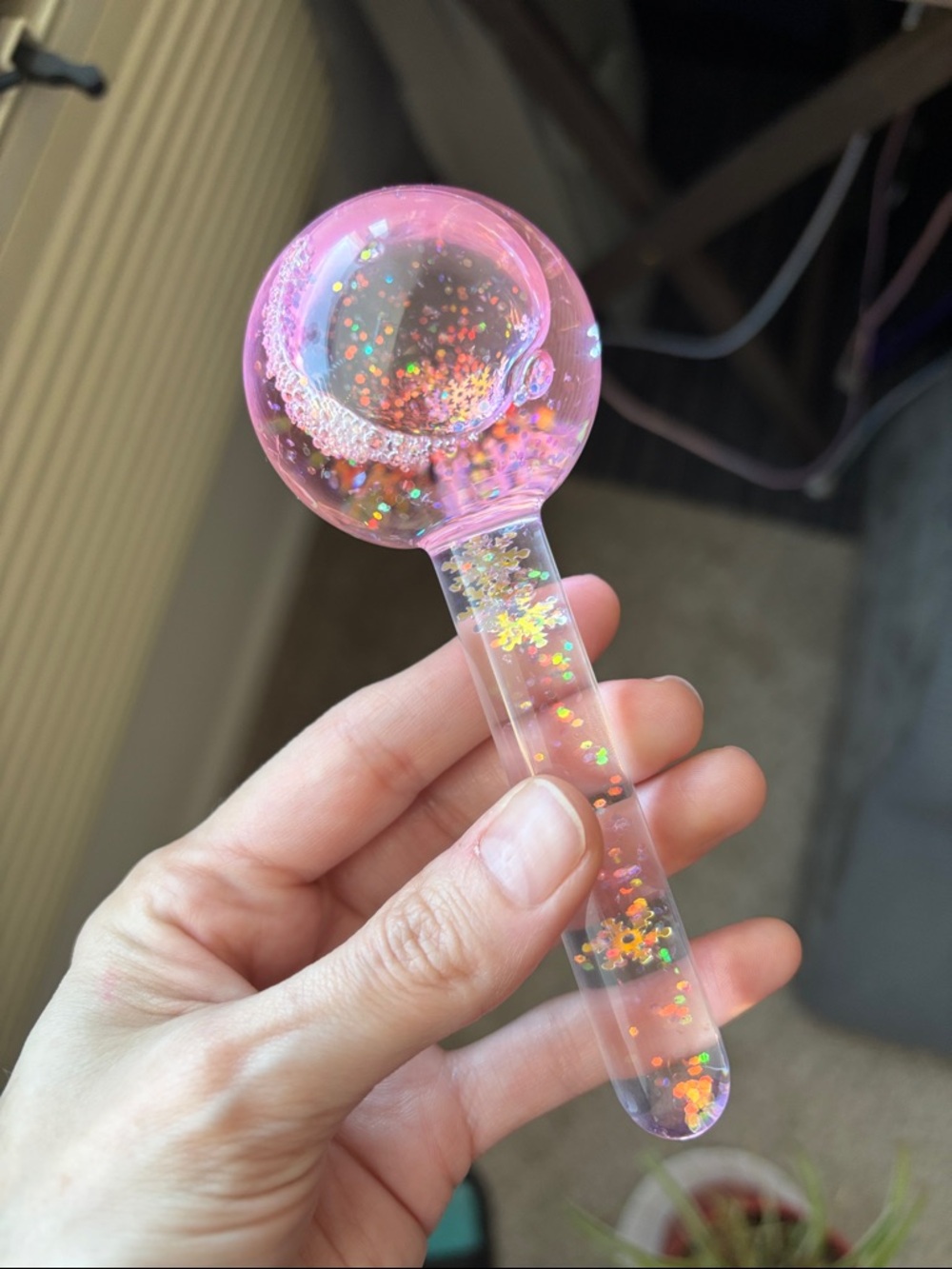Frozen Disney Elsa cold face wand — pink snowflake sparkle